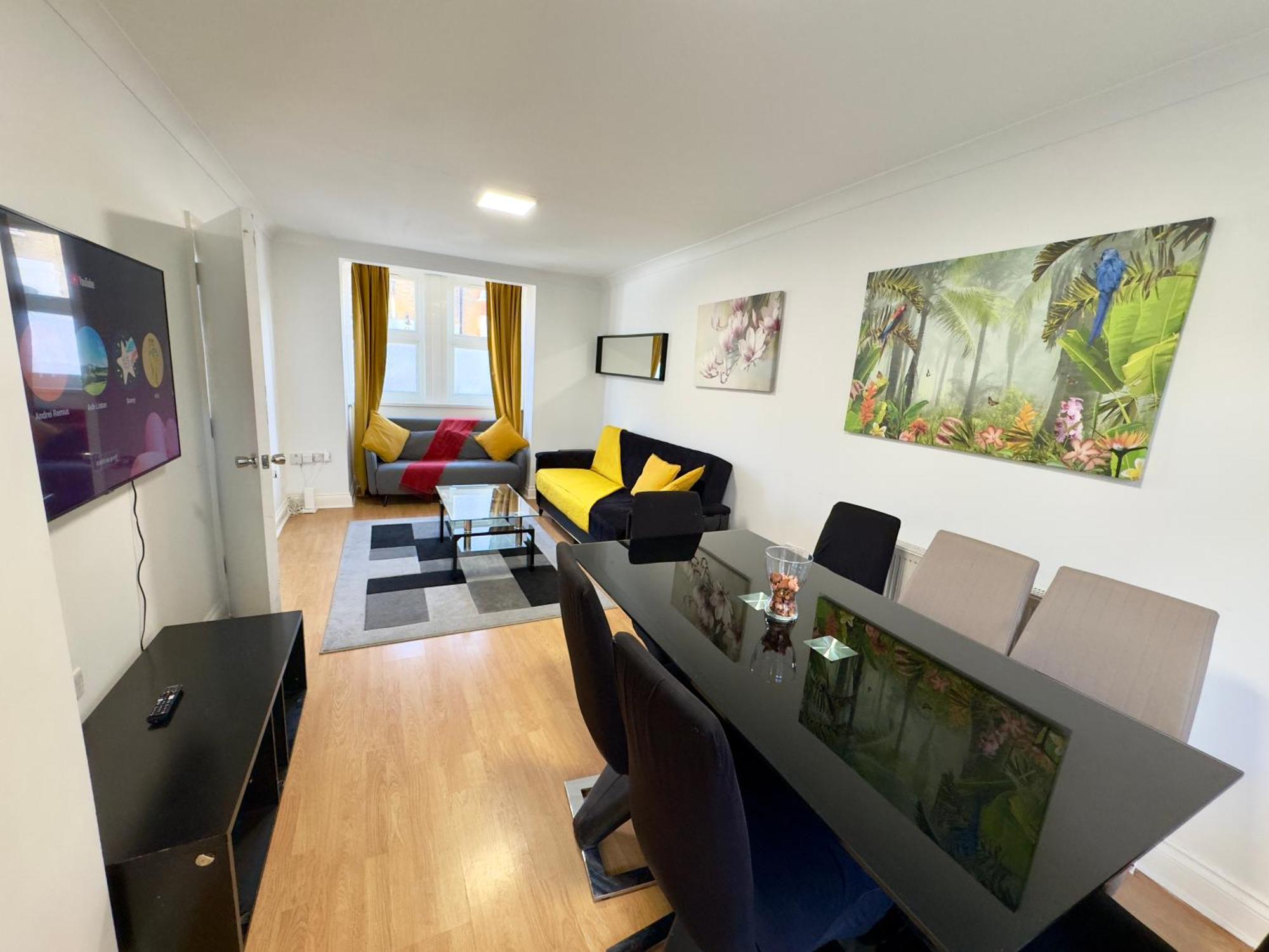 London 3 Bedrooms 3 Bathrooms Spacious House, Reception, Kitchen, Garden, Parking Kültér fotó